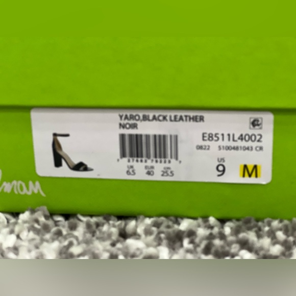 Sam Edelman Yaro Sandal - Picture 2 of 11